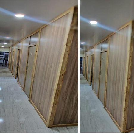 Royal Cabin Stay Мумбай Екстериор снимка